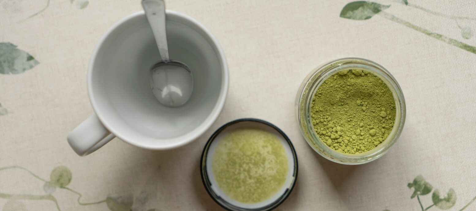 Moringa Tea vs Green Tea comparison for daily wellness