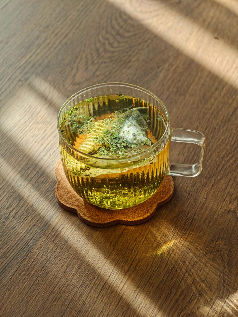 Moringa Tea vs Green Tea comparison